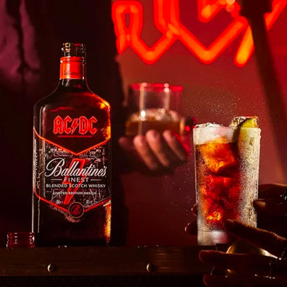 Ballantine's FINEST Blended Scotch Whisky Limited Edition AC/DC 40% Vol. 0,7l - Centro Internazionale del Barbecue