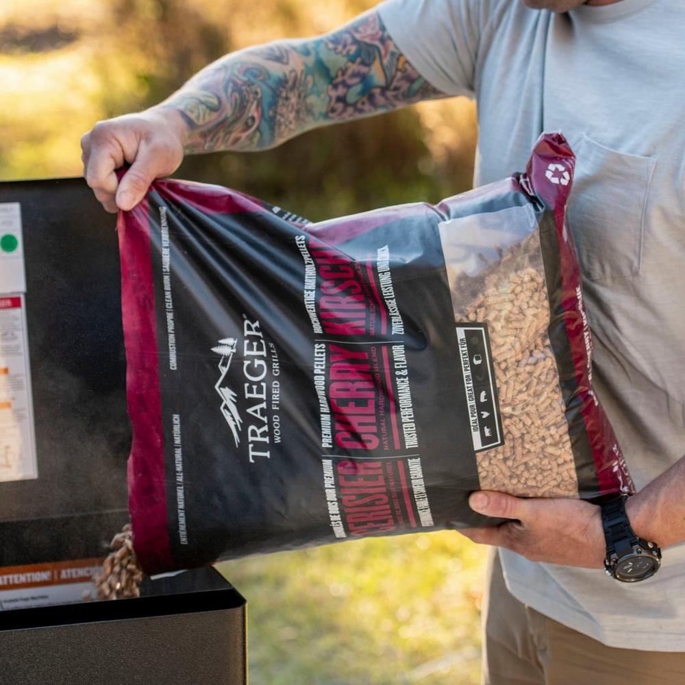 Traeger Pellet Legno FSC Cherry per Barbecue - Centro Internazionale del Barbecue