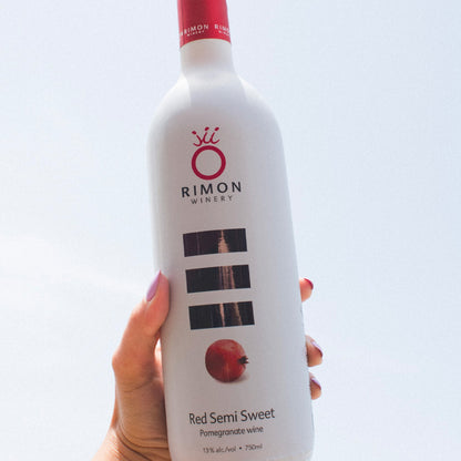 Red Semi Sweet Pomegranate Wine 750 ml - Centro Internazionale del Barbecue